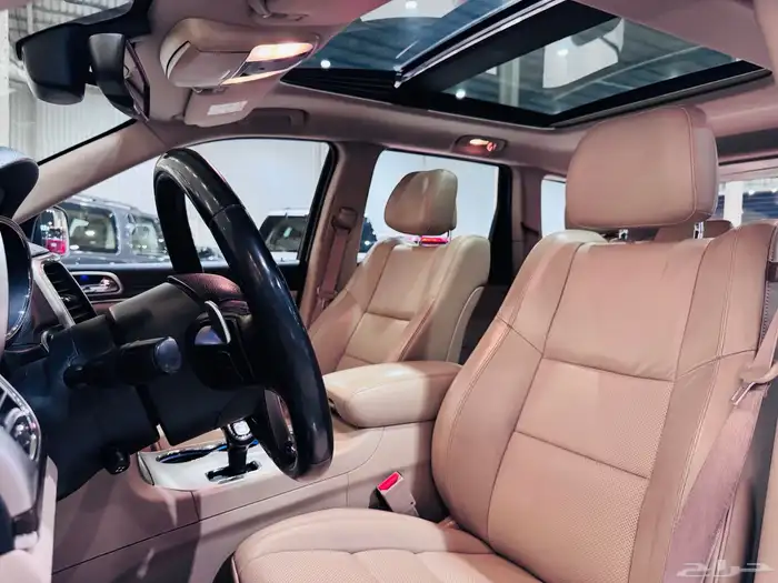 شروكي ليمتد فل كامل 2015 V8 7