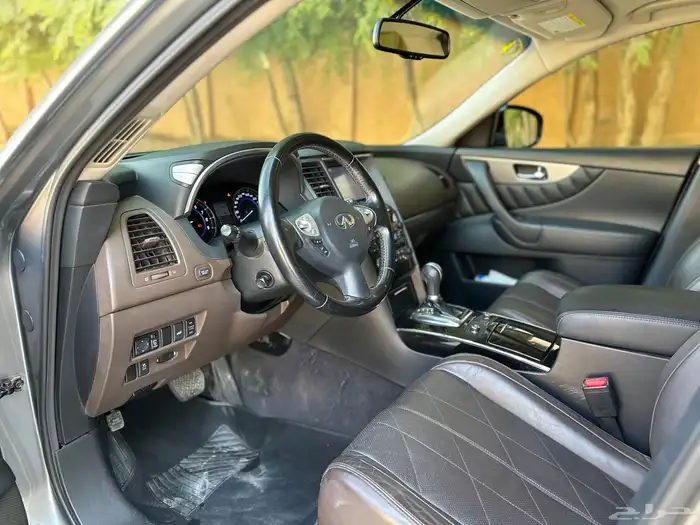 Infinity QX70 انفنتي نظيف جدا 21