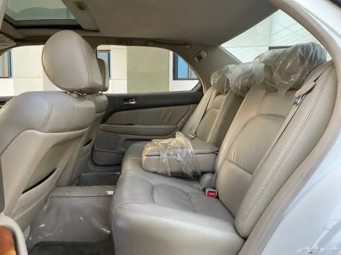 لكزس LS400 2000 14