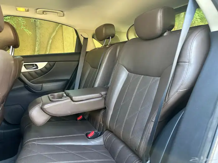 Infinity QX70 انفنتي نظيف جدا 30