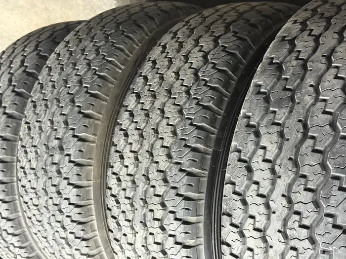 كفرات دلوب شبه جديد مقاس 16-70-275 22