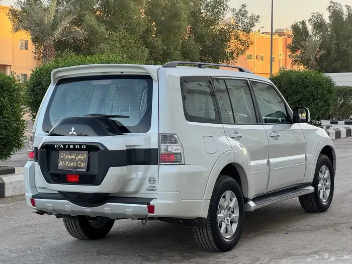 ميتسوبيشي باجيرو 2020-GLS 5
