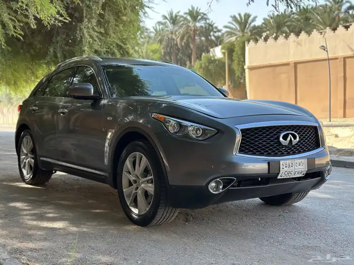 Infinity QX70 انفنتي نظيف جدا 7