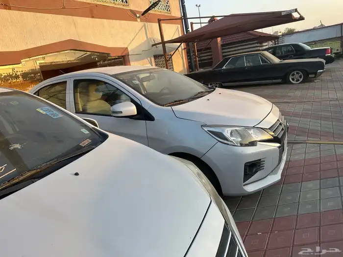 سيارات متسبيشي اتراج للبيع 2