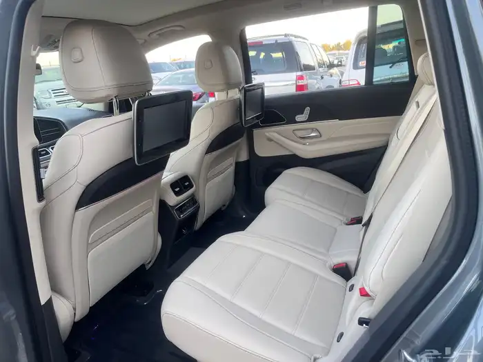 مرسيدس 450 GLS موديل 2020 15