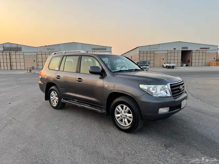 جيب لاندكروزر GX 2008 قير عادي 7