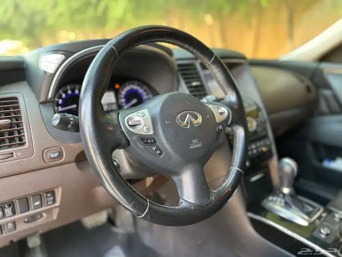 Infinity QX70 انفنتي نظيف جدا 26