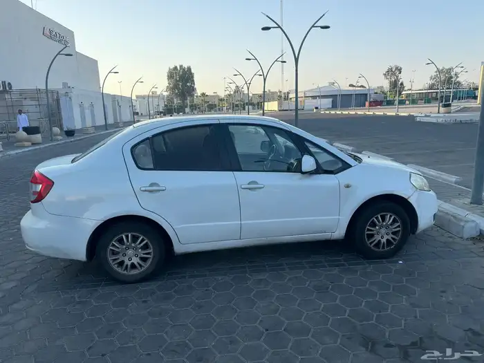سزوكي SX4 2010 7