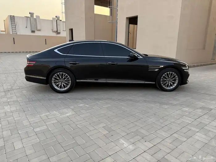 جنسس G80 بنزين 4