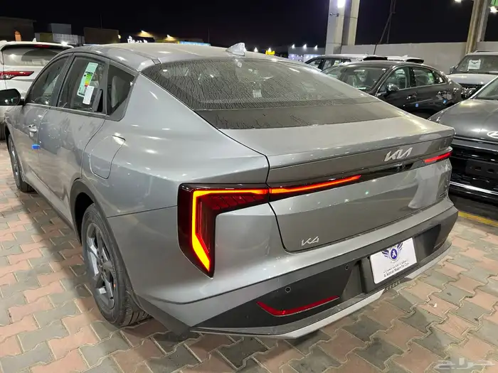 كيا K4 GL محرك 1600 2026 جديد 8