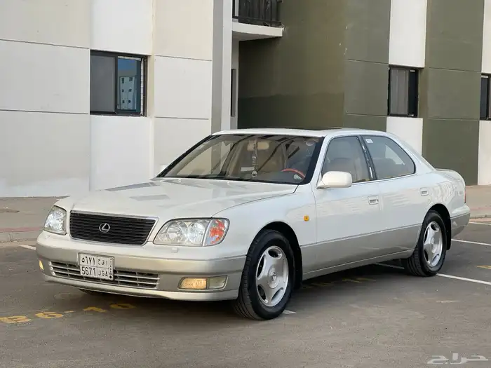 لكزس LS400 2000 2