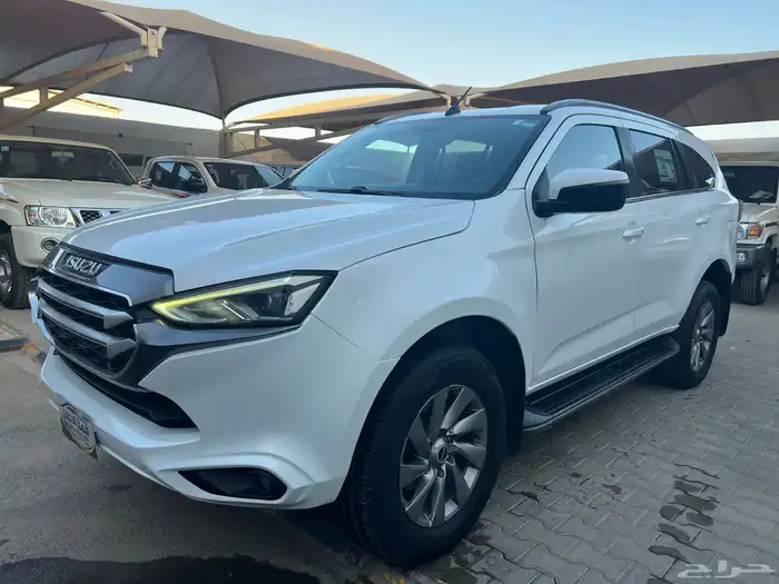 ايسوزو 2022 MUX فل كامل دبل دفلك لدى قمة الاطلال 22