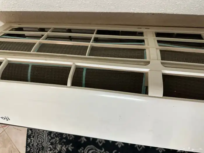 مكيف سبليت وتلفزيون 4