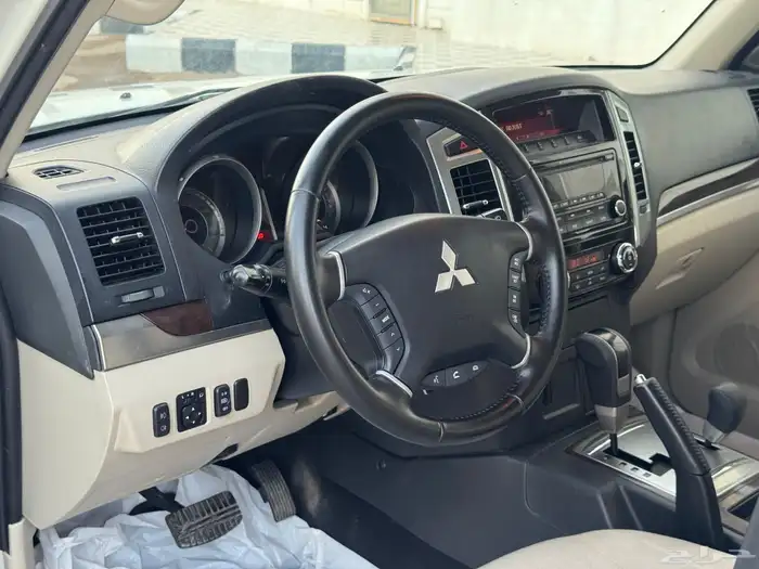 ميتسوبيشي باجيرو 2020-GLS 13
