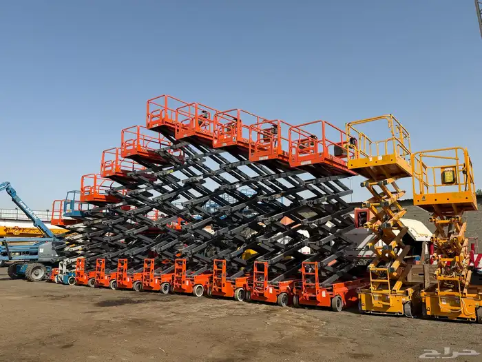 للأيجار سيزرلفت كهرباء SCISSORLIFT 0
