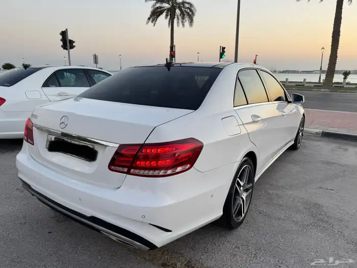 للبيع مرسيدس E300 موديل 2014 1