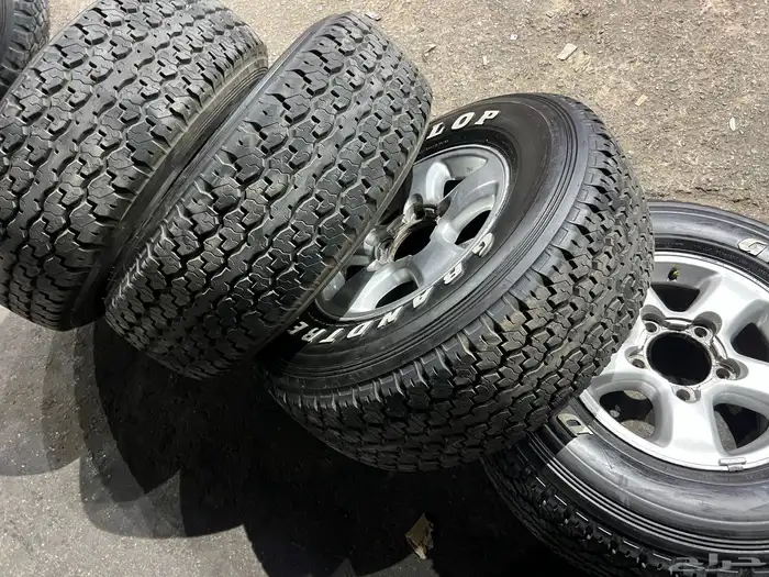 جنوط 98 جيب مقاس 16 كفرات دنلوب تاريخ 24 شبه الجديد 16