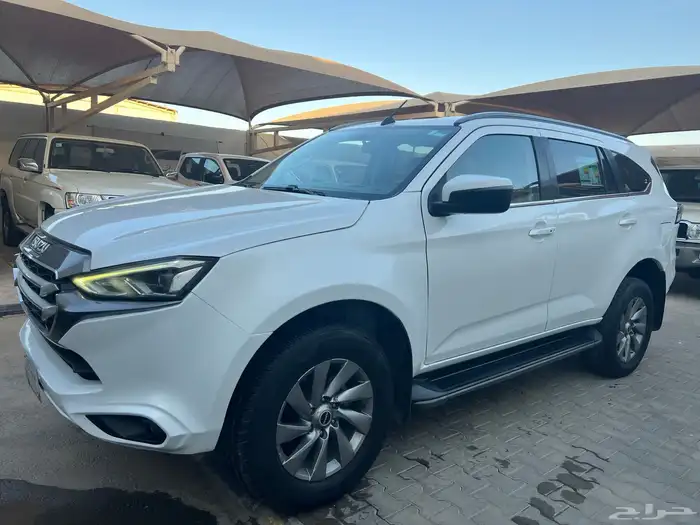 ايسوزو 2022 MUX فل كامل دبل دفلك لدى قمة الاطلال 23