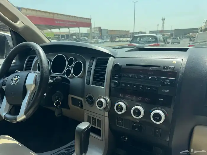 للبيع تويوتا سكويا 2014 -SR5 26