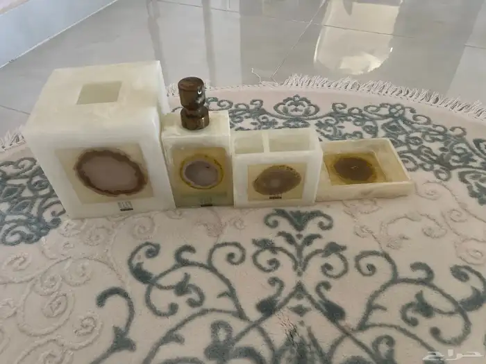 طقم حمام رخام نظيف للبيع 0