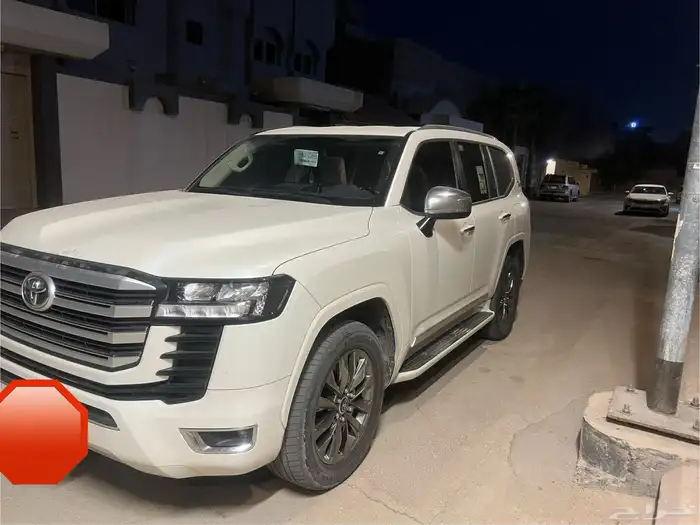 جيب لاندكروزر جي اكس ار 2023 سعودي 1