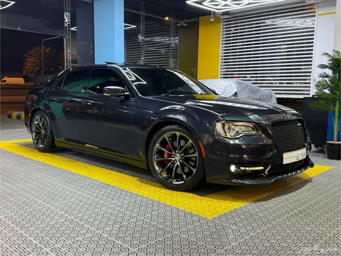 كرايسلر SRT8 موديل 2018 ممشى قليل 2