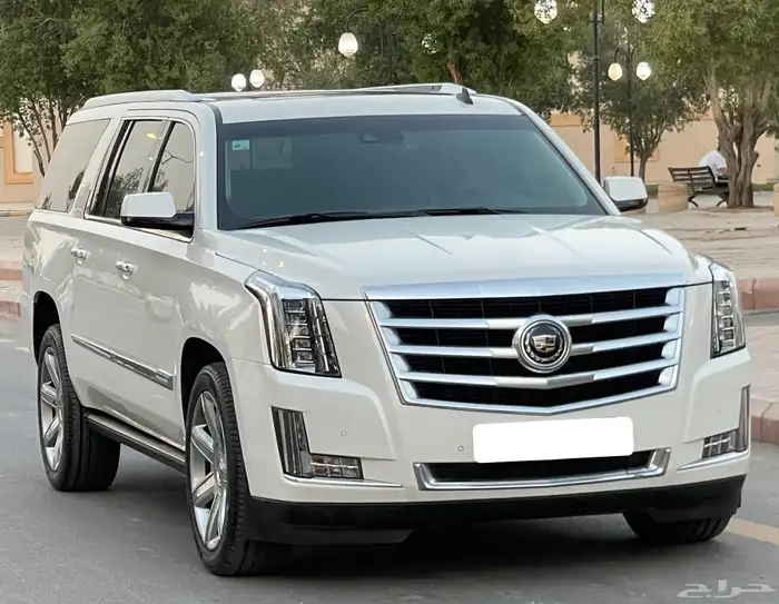 كاديلاك اسكاليد XL 2015 فل سعودي 1