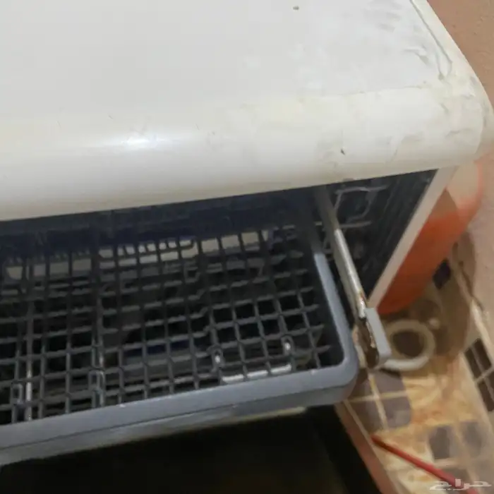 تشتغل بس اشبوك مصديه وسلك مقطوع سكراب   بيع 4