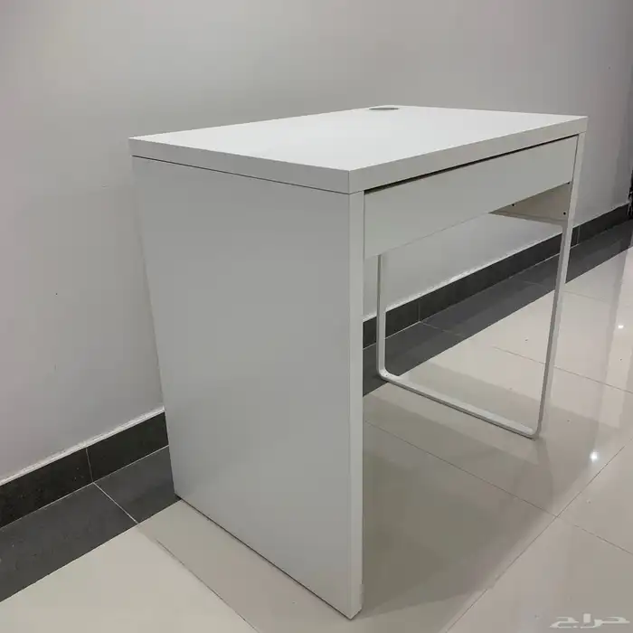 مكتب ايكيا أبيض 1