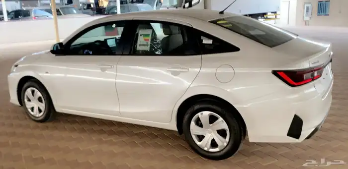 يارس موديل 2026 جديدة وارد الساير مع دفتر الضمان 8
