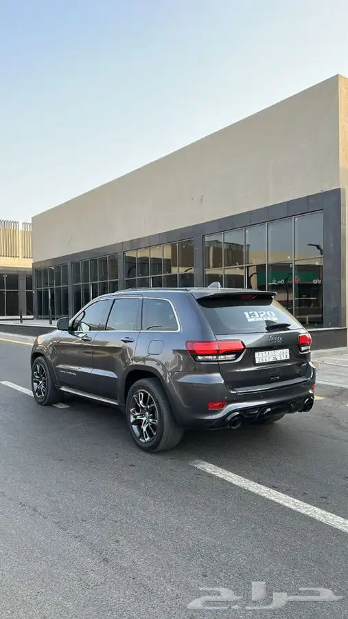 جراند شيروكي SRT 2015 1