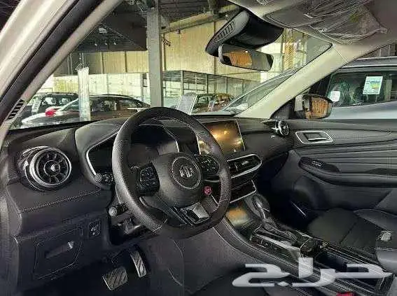 عااجل كمية محدودة لسيارة MG HS 2023 وكااله اصفار 4