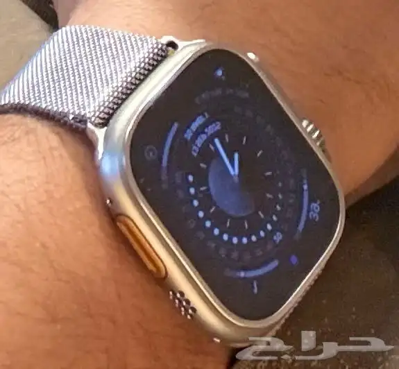 أبل وتش ألترا أصدار أول 0