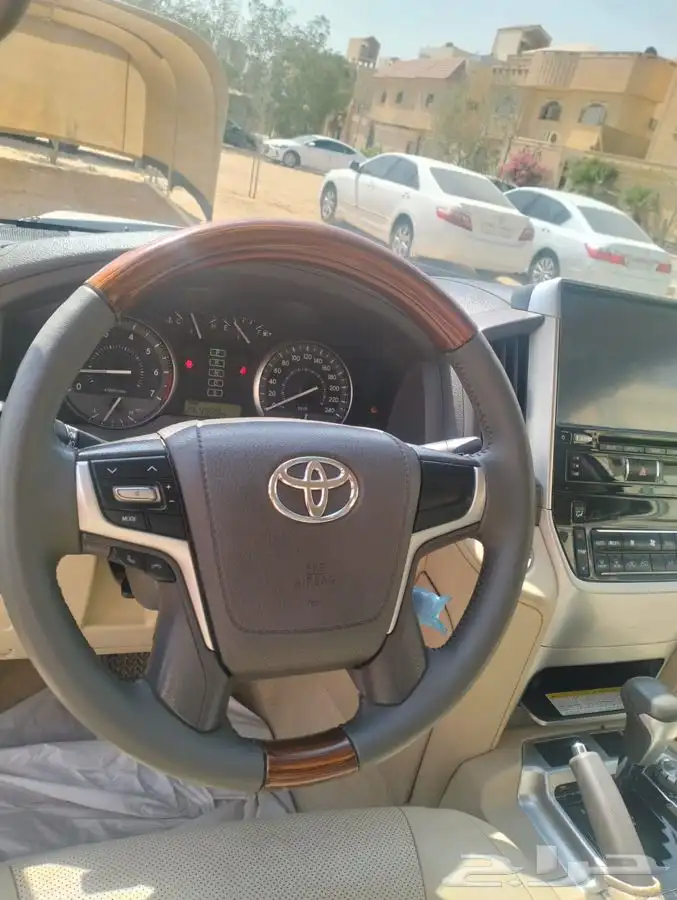 البيع جيب جكسار 15