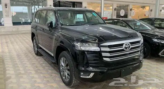 تويوتا- لاندكروزر- GXR4 -بنزين -سعودي -2025 -اسود-ابيض 7