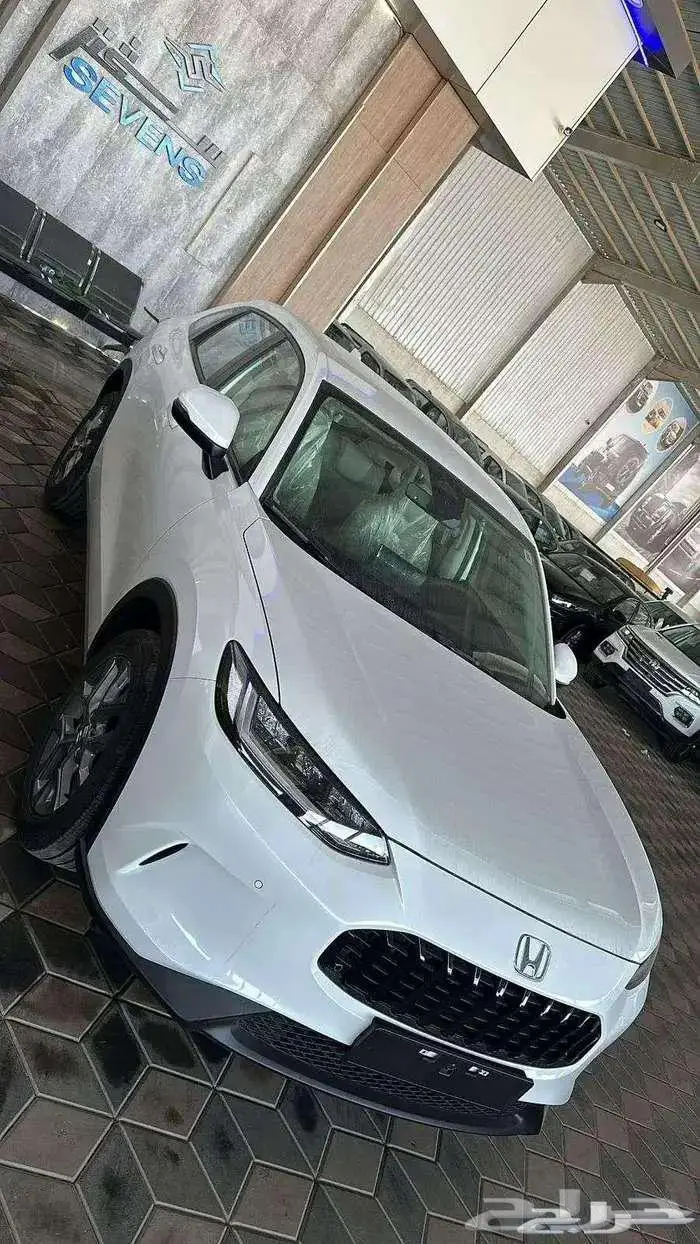 هوندا ZRV-LX موديل 2024 1