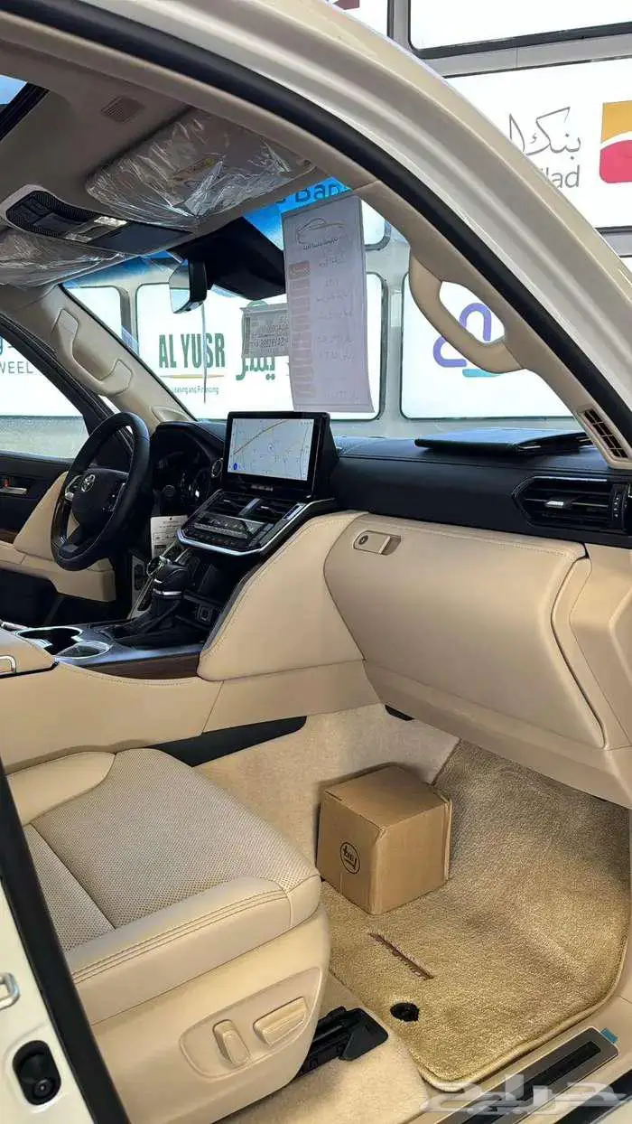 تويوتا لاندكروزر GXRL5 الساير 2025 3