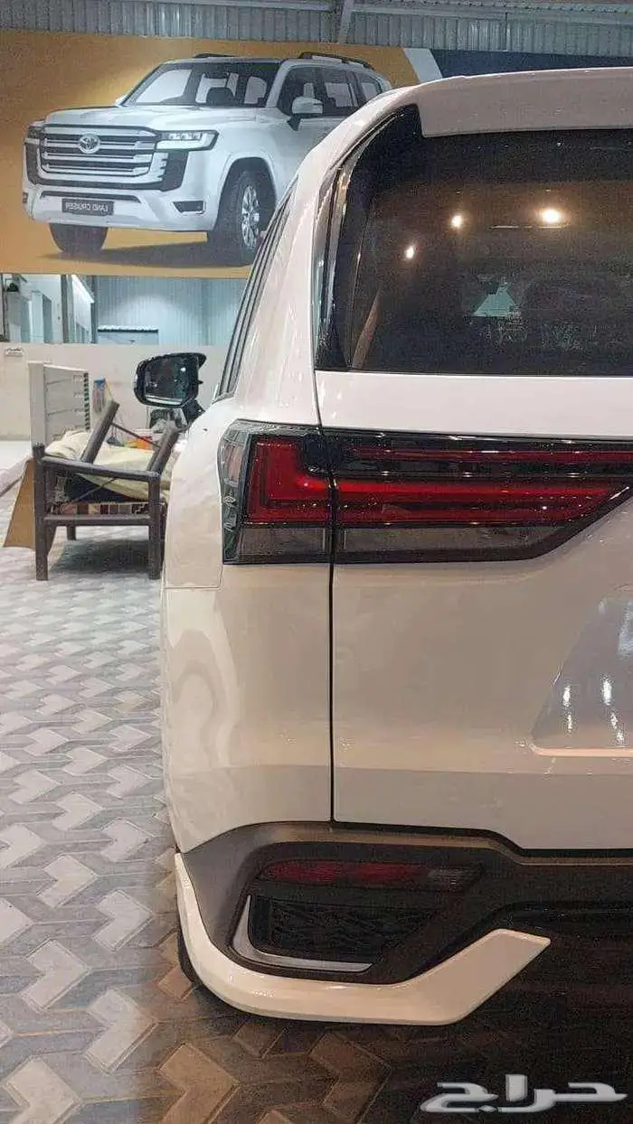 لكزس اف اسبورت 2025 سعودي ابيض 4