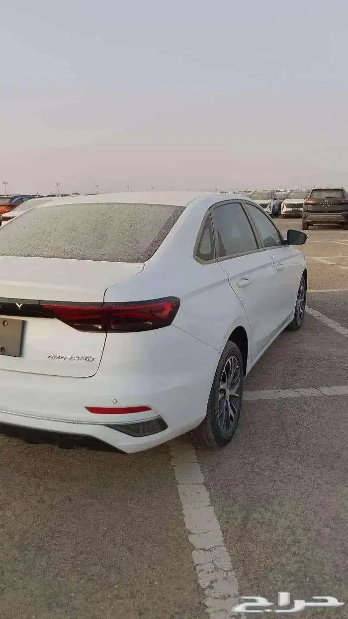 جيلي امجراند المواصفات الأساسية موديل 2025 1