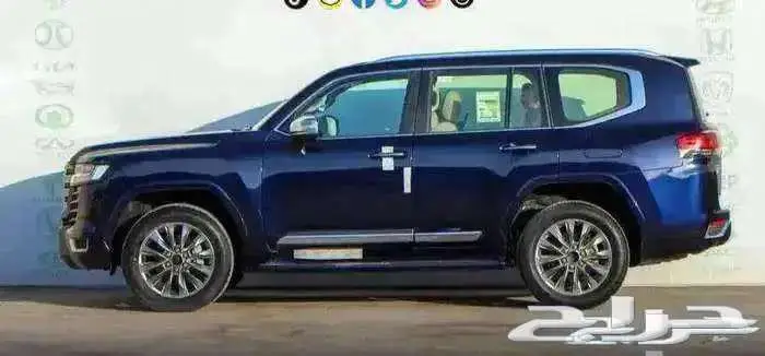 تويوتا لاند كروزر VXR بنزين كحلي لوحات 2023 5