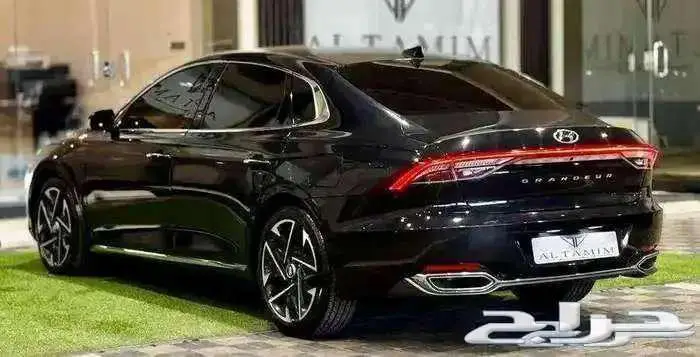 هيونداي ازيرا موديل 2022 بنزين وارد كوريا 5