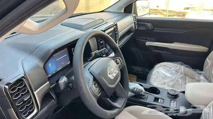 فورد ايفرست XLS ستاندر موديل2025 7