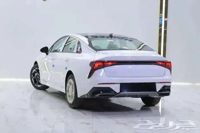 كيا k5 ستاندر مطور بانوراما موديل 2025 3