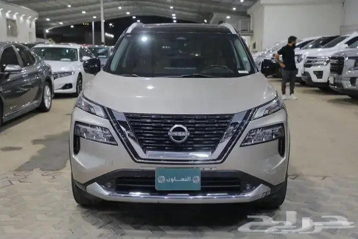 نيسان اكس تريل فل كامل SL بانوراما جلد دبل موديل 2023 1