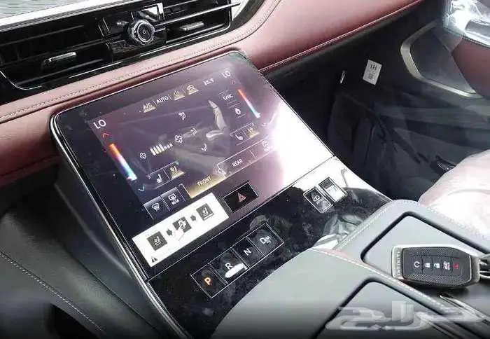 انفينتي QX80 اوتو جراف 2025 6