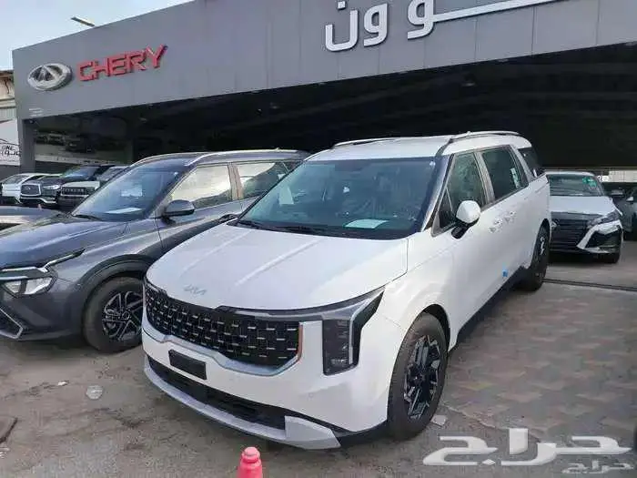 كيا كارنيفال GL ستاندر ونص فل موديل 2025 1