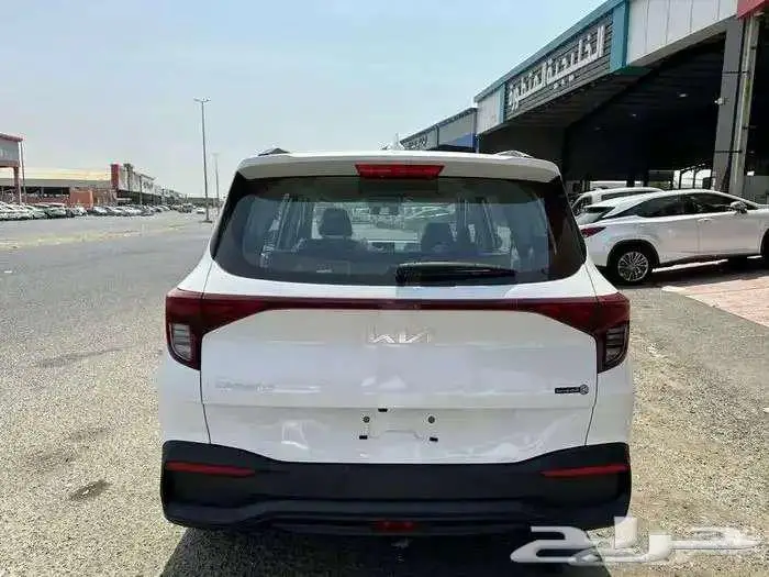 كيا كارنز نص فل2025 سبع مقاعد كاش وتاجير منتهى بالتمليك 17