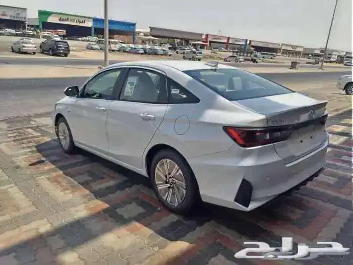 تويوتا يارس نص فل 2026 واي بلس سعودي 3