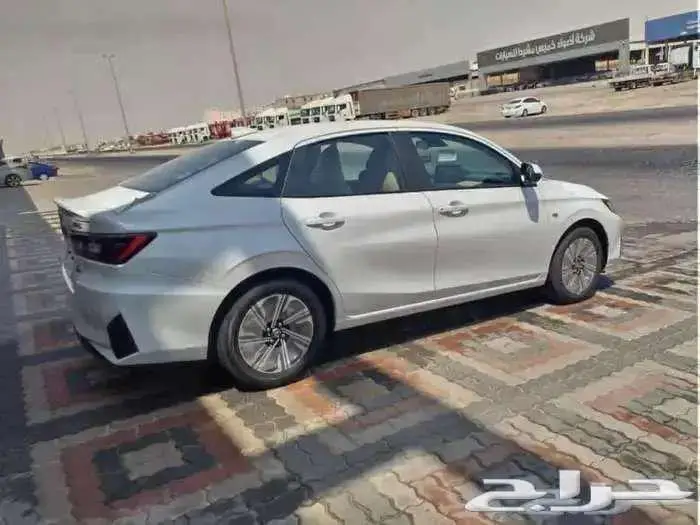 تويوتا يارس نص فل 2026 واي بلس سعودي 7
