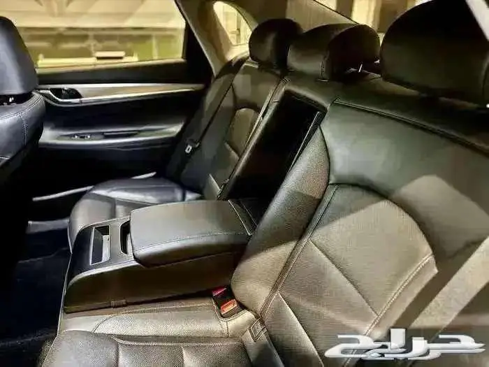 هيونداي ازيرا موديل 2022 بنزين وارد كوريا 17